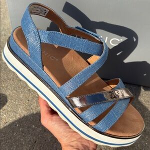 Vionic Kellyn Wedge Flatform Sandal Vallarta Blue 6.5 6 1/2 strap up Velcro